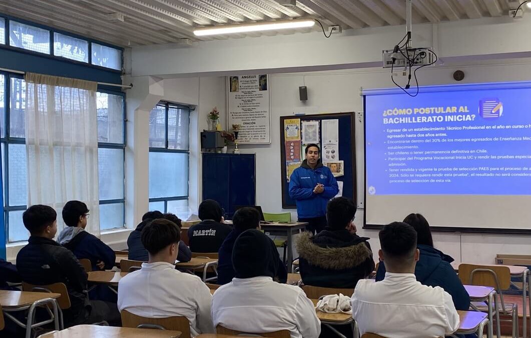 Charla informativa Bachillerato Inicia UC