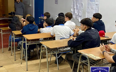 Charla motivacional de la empresa Quelen Fruit a estudiantes de Tercero Medio