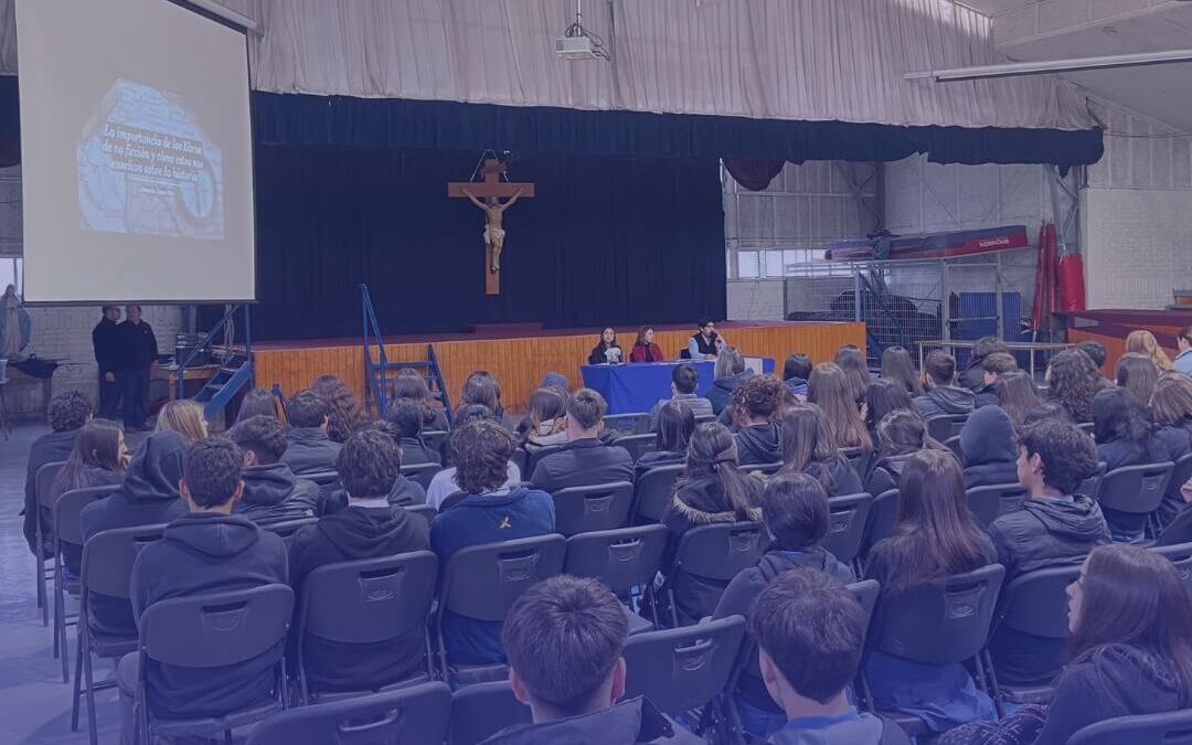 Los jóvenes también leemos: Conversatorio en el marco del Día Internacional del Libro 2025