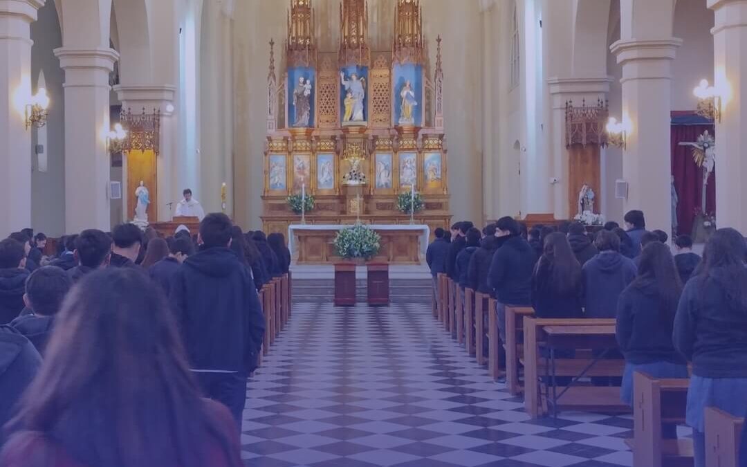 Renovación de Promesas Bautismales de estudiantes de Séptimo Básico