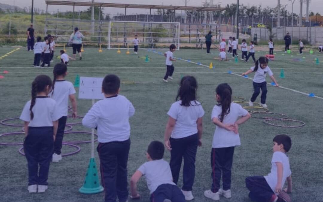 Los estudiantes más pequeños de nuestro colegio participan de jornada deportiva recreativa en el Complejo Deportivo