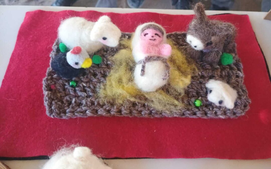 Exposición del Taller de Fotografía y Tejido en Sección Media