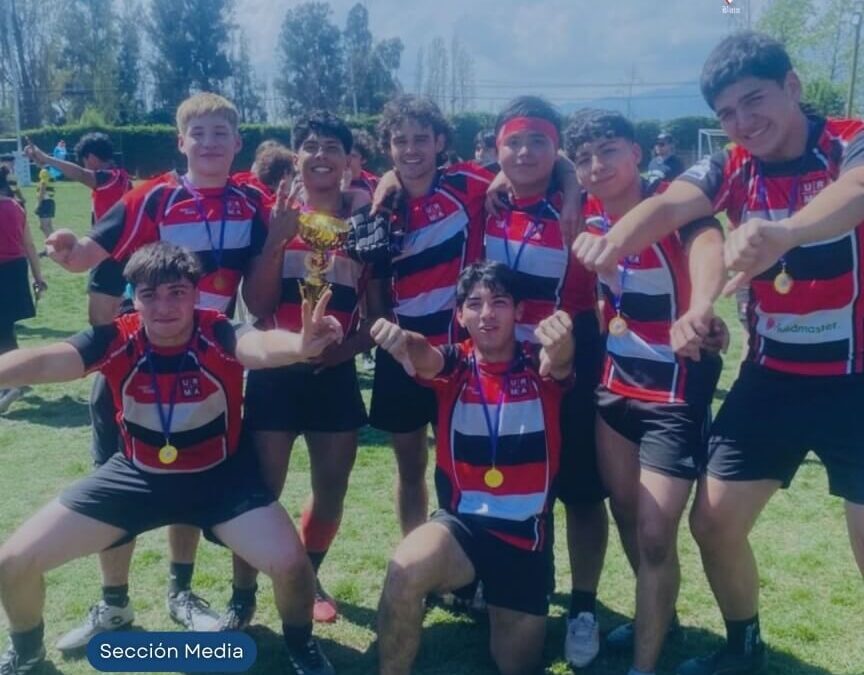 Estudiantes cardenalinos destacan en torneo de rugby y se coronan campeones invictos